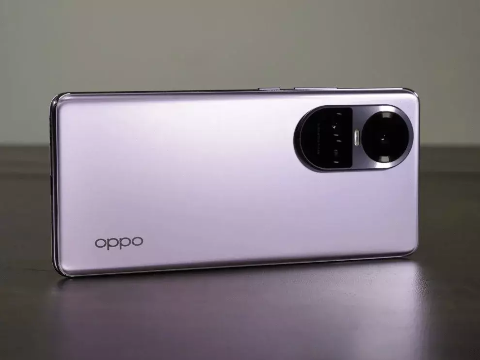 Обзор телефона Oppo Reno10 Pro и технические характеристики